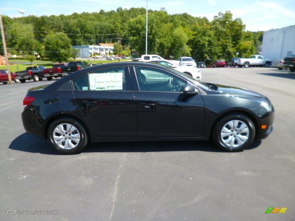 2014 Cruze LS - Black Granite Metallic / Jet Black/Medium Titanium photo #7