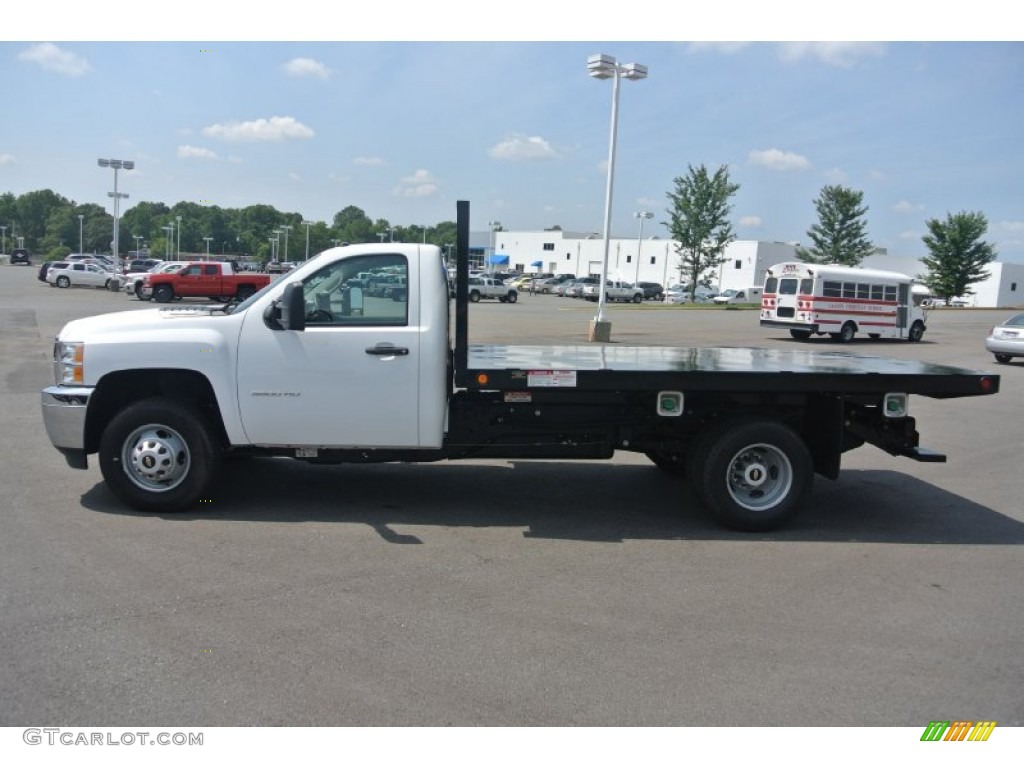 2014 Chevrolet Silverado 3500HD WT Regular Cab 4x4 Stake Truck Exterior Photos