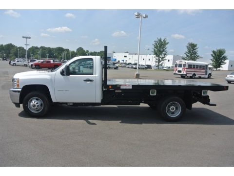 2014 Chevrolet Silverado 3500HD WT Regular Cab 4x4 Stake Truck Data, Info and Specs