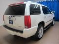 White Diamond - Escalade AWD Photo No. 8