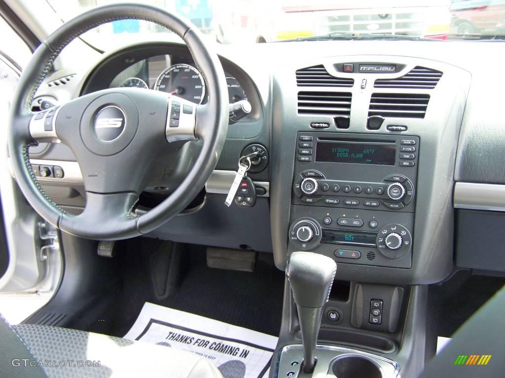 2006 Malibu Maxx SS Wagon - Silverstone Metallic / Ebony Black photo #15