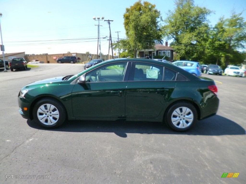 2014 Cruze LS - Rainforest Green Metallic / Jet Black/Medium Titanium photo #4