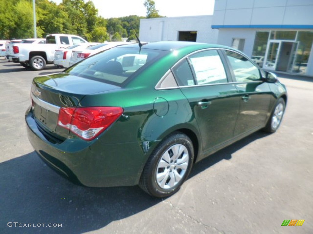 2014 Cruze LS - Rainforest Green Metallic / Jet Black/Medium Titanium photo #6