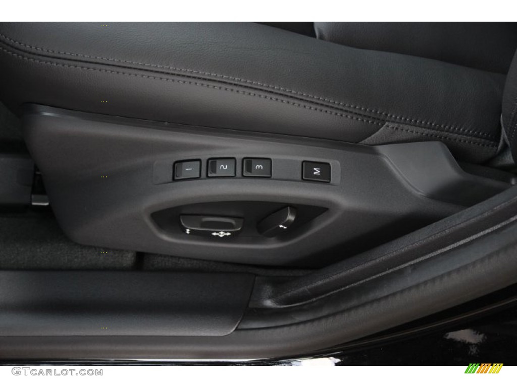 2015 V60 T5 Drive-E - Black Stone / Off-Black photo #11