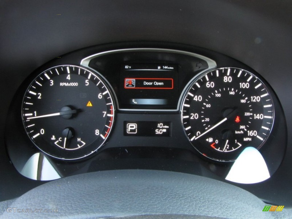 2015 Nissan Altima 2.5 SV Gauges Photo #96442729