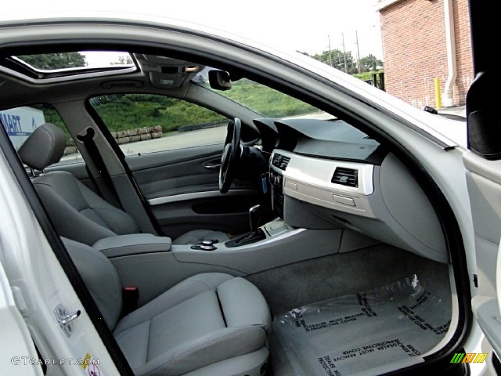 2008 3 Series 335xi Sedan - Alpine White / Gray photo #11