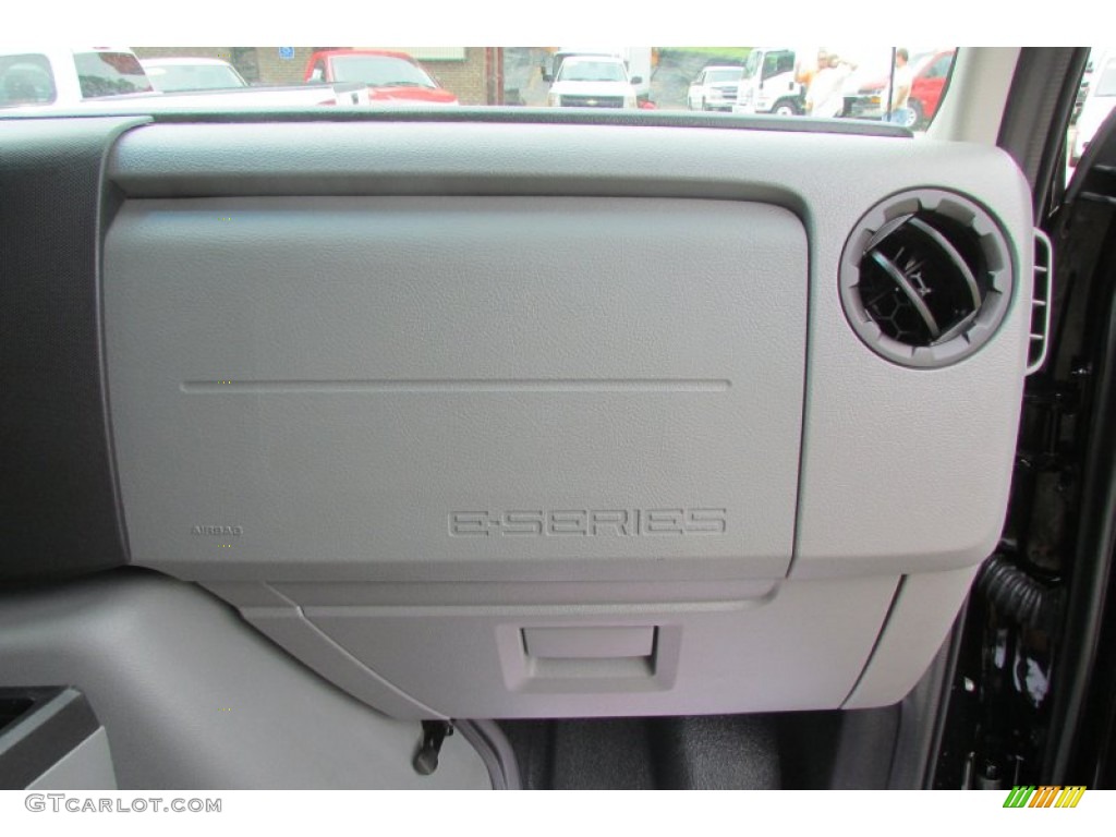 2013 E Series Van E350 XLT Extended Passenger - Black / Medium Flint photo #28