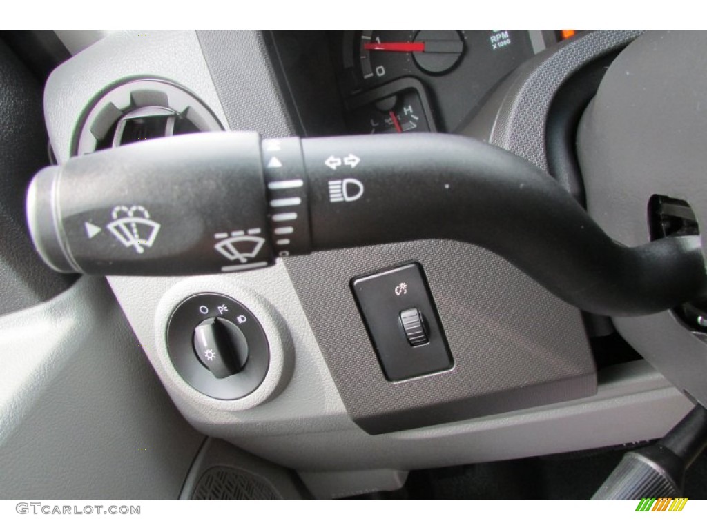 2013 E Series Van E350 XLT Extended Passenger - Black / Medium Flint photo #40