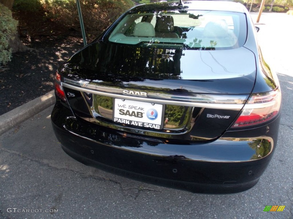 2011 9-5 Turbo4 Premium Sedan - Black / Parchment photo #11