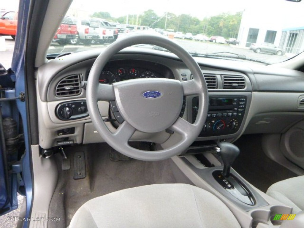 2004 Taurus SES Sedan - True Blue Metallic / Medium Graphite photo #12