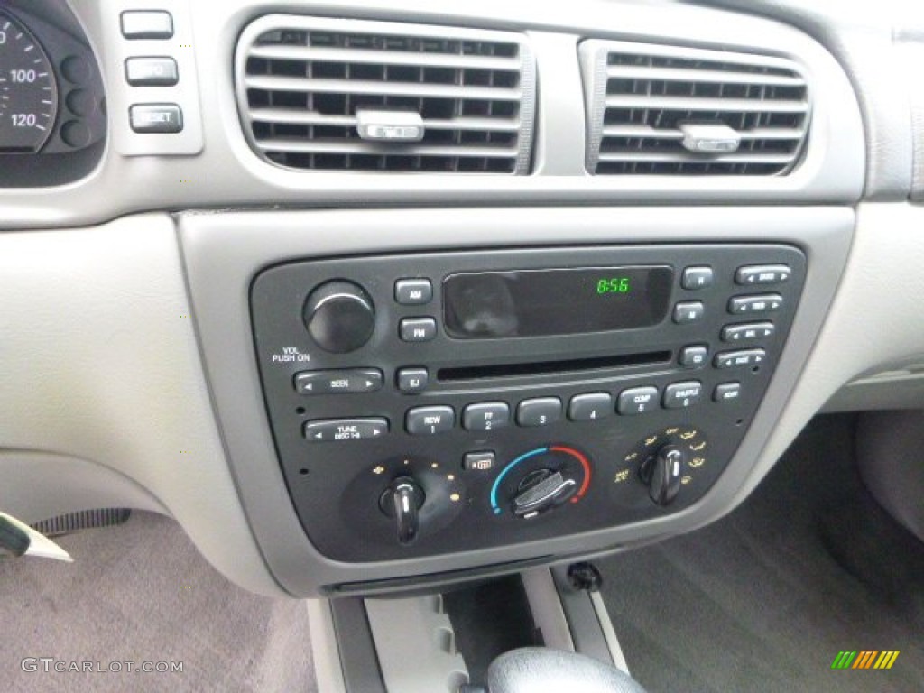2004 Taurus SES Sedan - True Blue Metallic / Medium Graphite photo #18