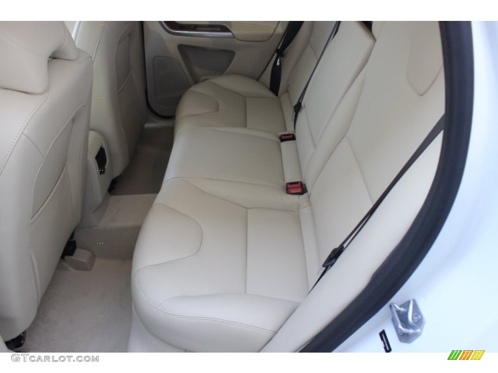 2015 Volvo XC60 T6 Drive-E Rear Seat Photo #96458224