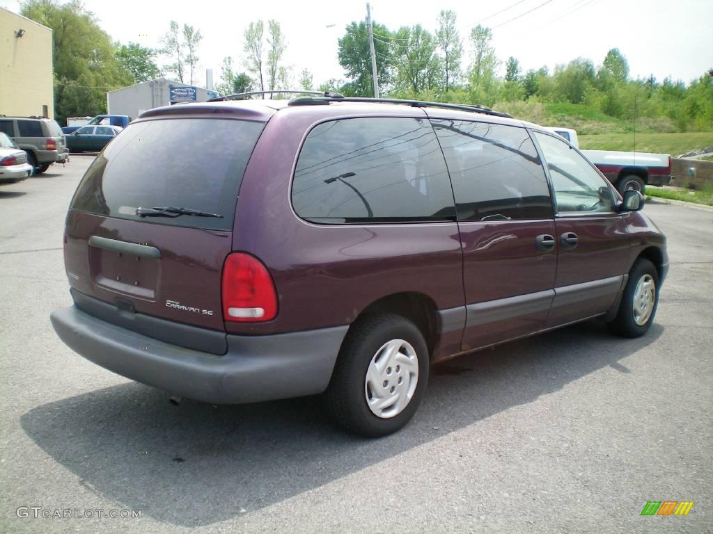 1998 Grand Caravan SE - Maroon Pearl / Slate Gray photo #10