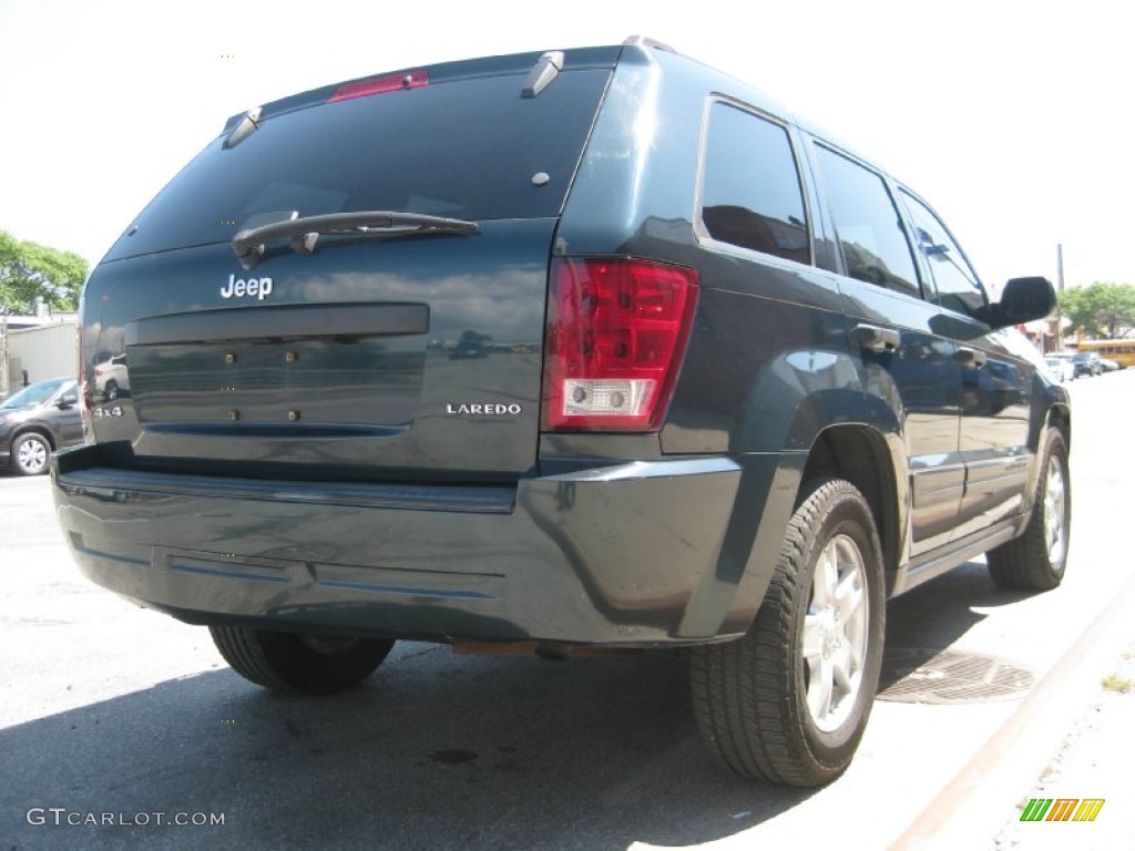 2005 Grand Cherokee Laredo 4x4 - Deep Beryl Green Pearl / Medium Slate Gray photo #17