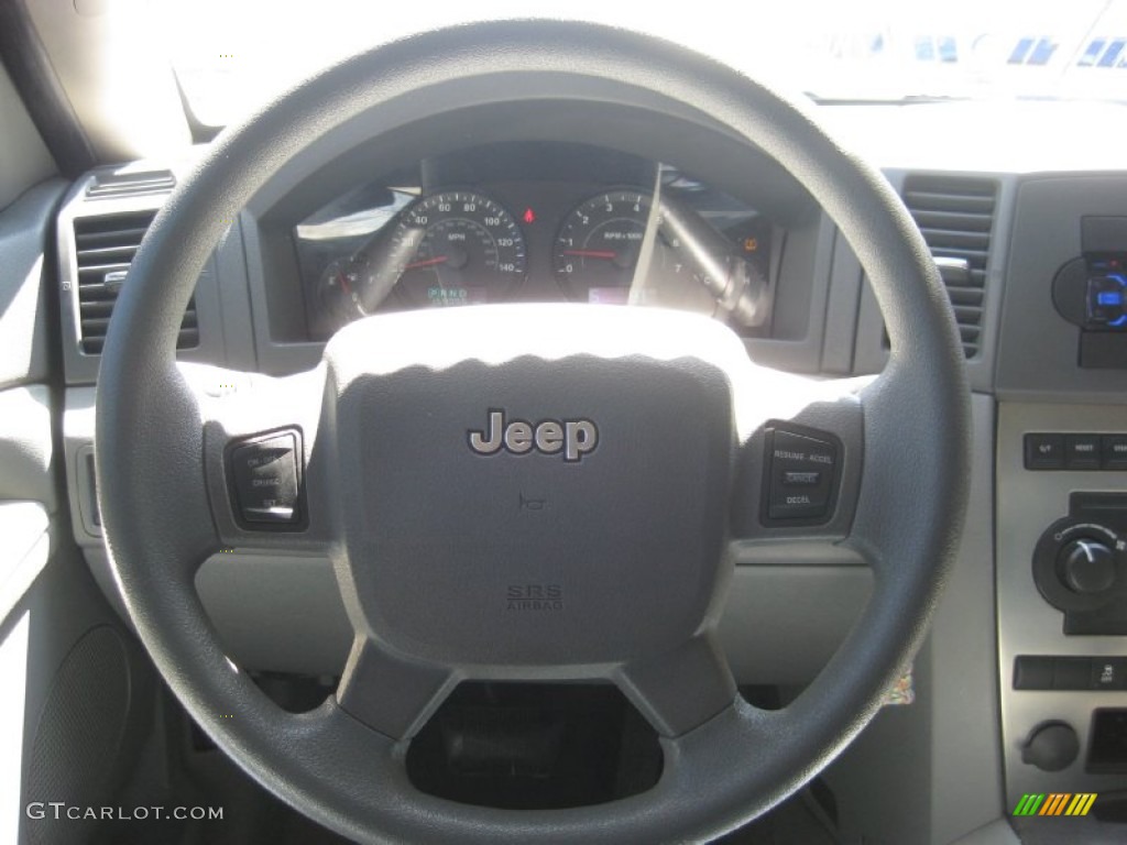 2005 Grand Cherokee Laredo 4x4 - Deep Beryl Green Pearl / Medium Slate Gray photo #36