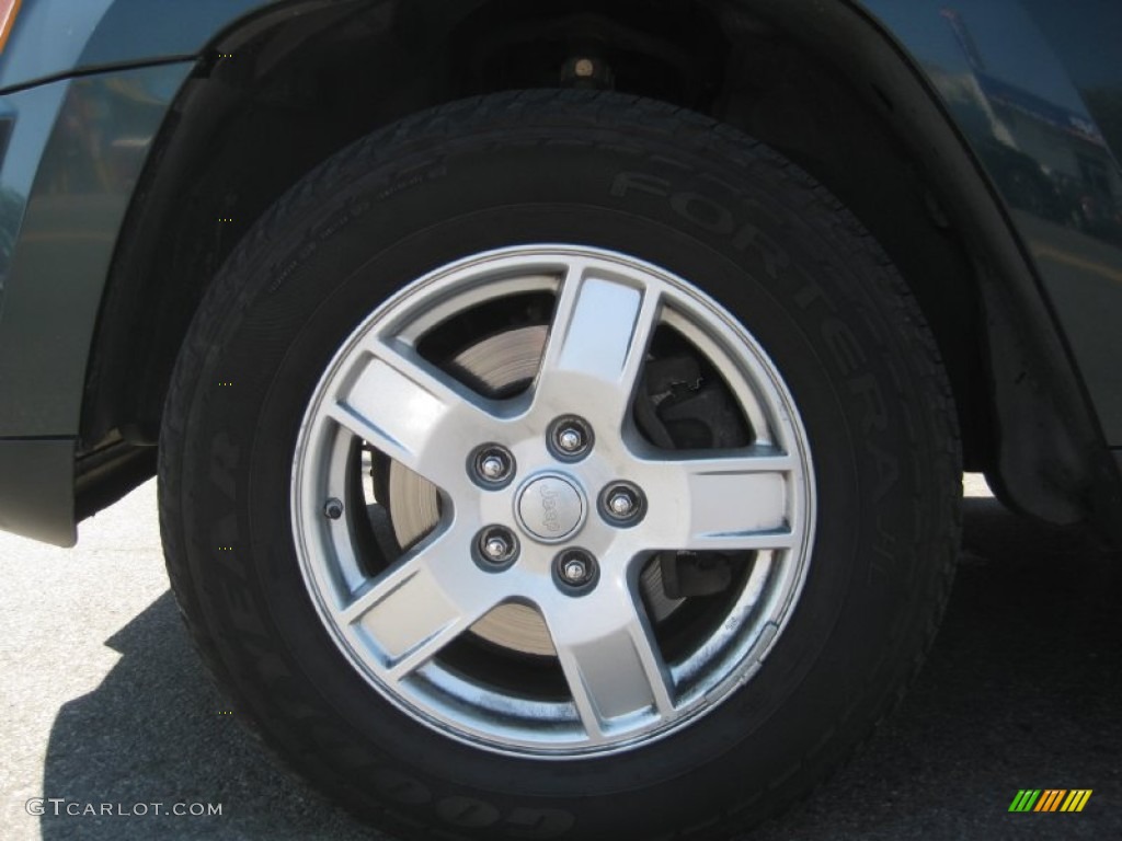 2005 Grand Cherokee Laredo 4x4 - Deep Beryl Green Pearl / Medium Slate Gray photo #43