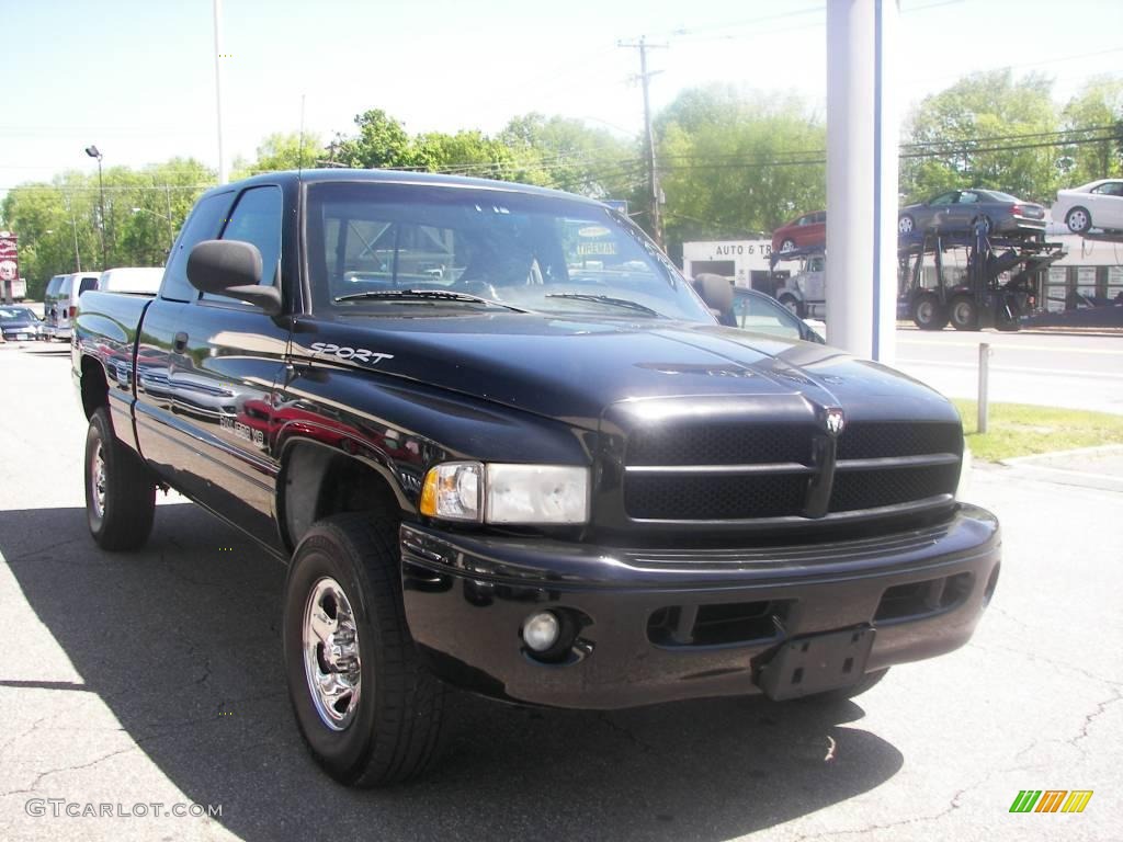 2000 Ram 1500 Sport Extended Cab 4x4 - Black / Agate photo #2
