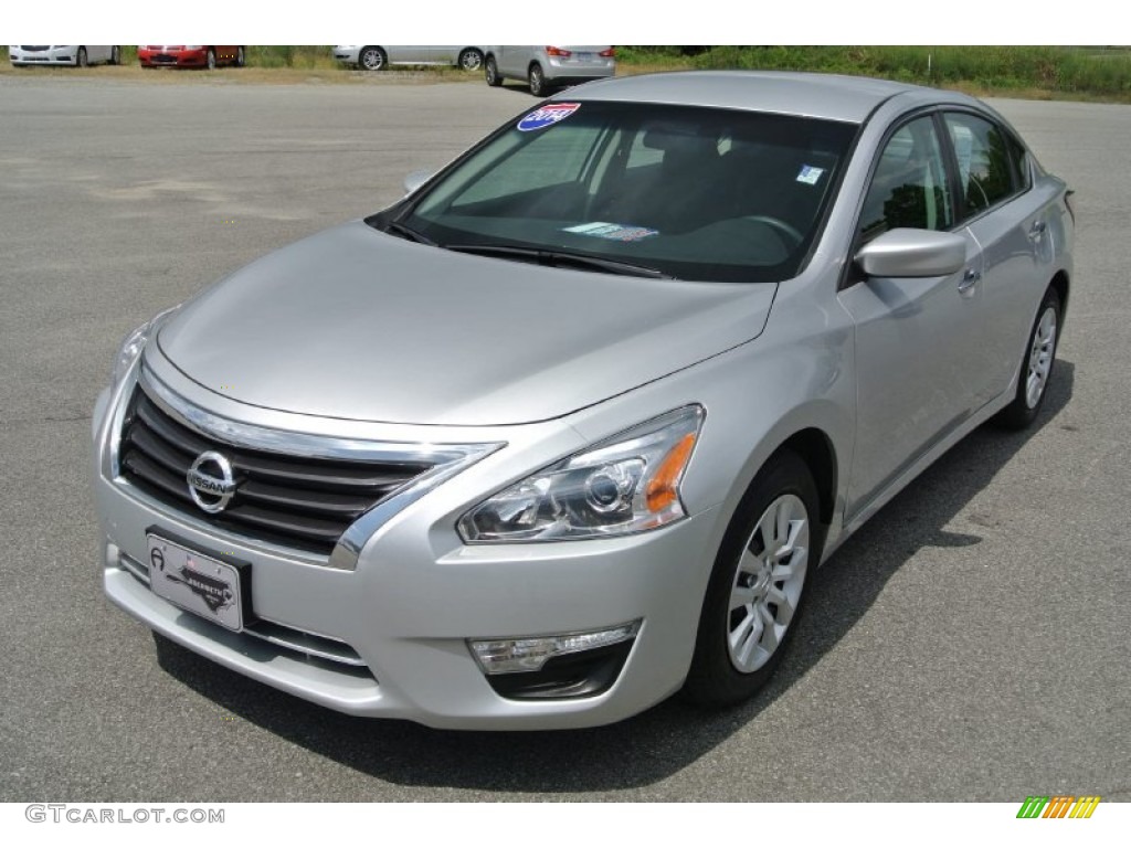 2014 Altima 2.5 S - Brilliant Silver / Charcoal photo #2