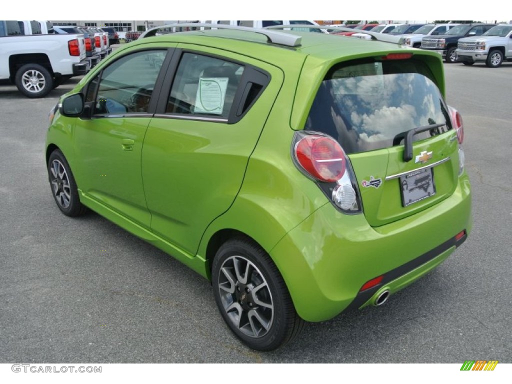 2014 Spark LT - Jalapeno / Silver/Green photo #4