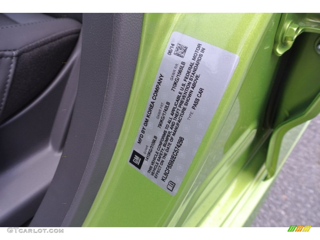 2014 Spark LT - Jalapeno / Silver/Green photo #7