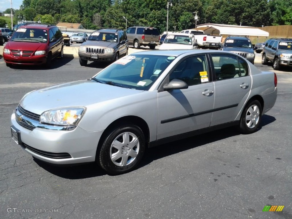 2005 Mountaineer V6 AWD - Silver Birch Metallic / Medium Dark Parchment photo #1