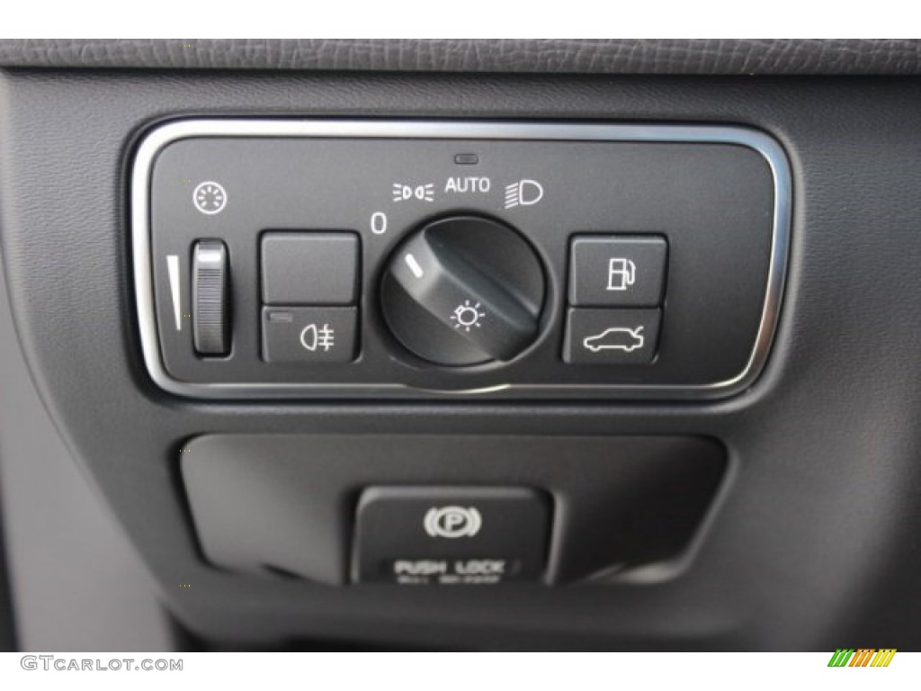 2015 Volvo XC60 T6 AWD R-Design Controls Photo #96489604