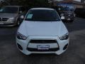 White Pearl - Outlander Sport ES Photo No. 2