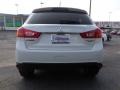 White Pearl - Outlander Sport ES Photo No. 9