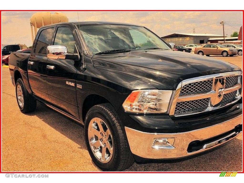 2009 Ram 1500 Laramie Crew Cab 4x4 - Brilliant Black Crystal Pearl / Light Pebble Beige/Bark Brown photo #11