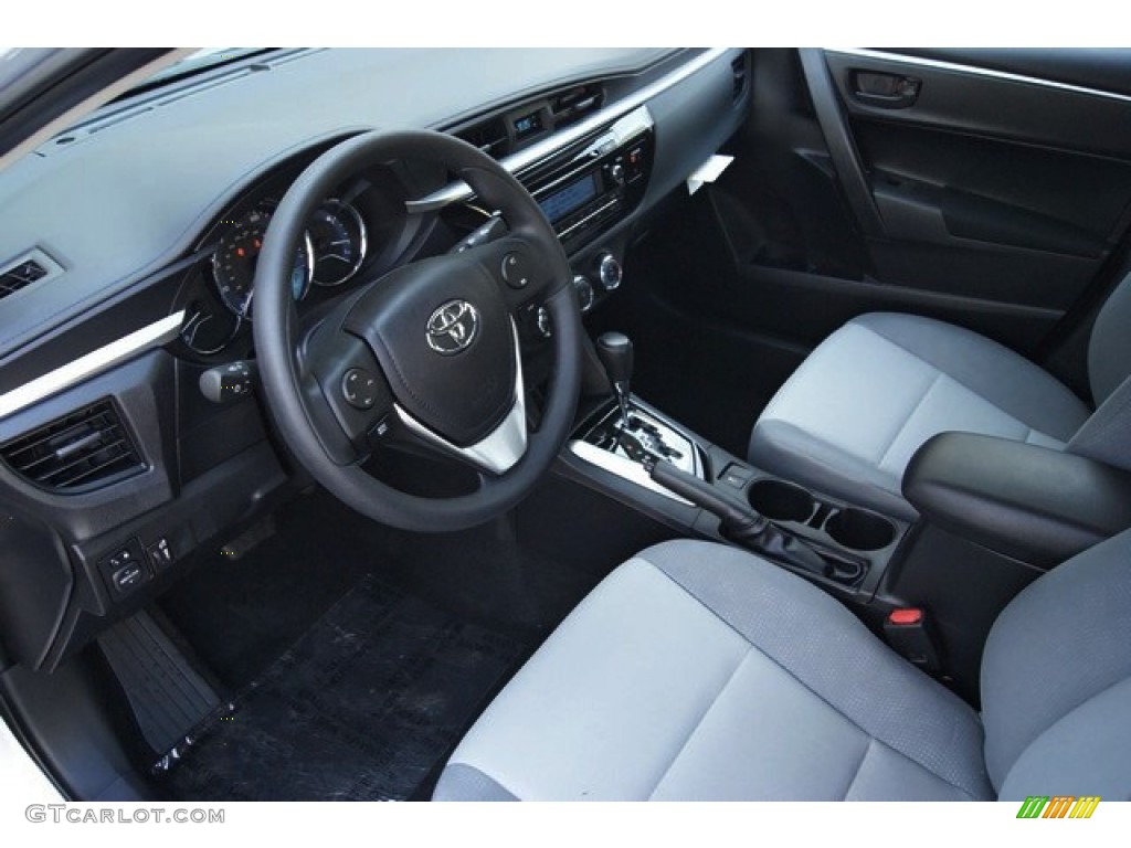 2014 Corolla L - Classic Silver Metallic / Steel Blue photo #5