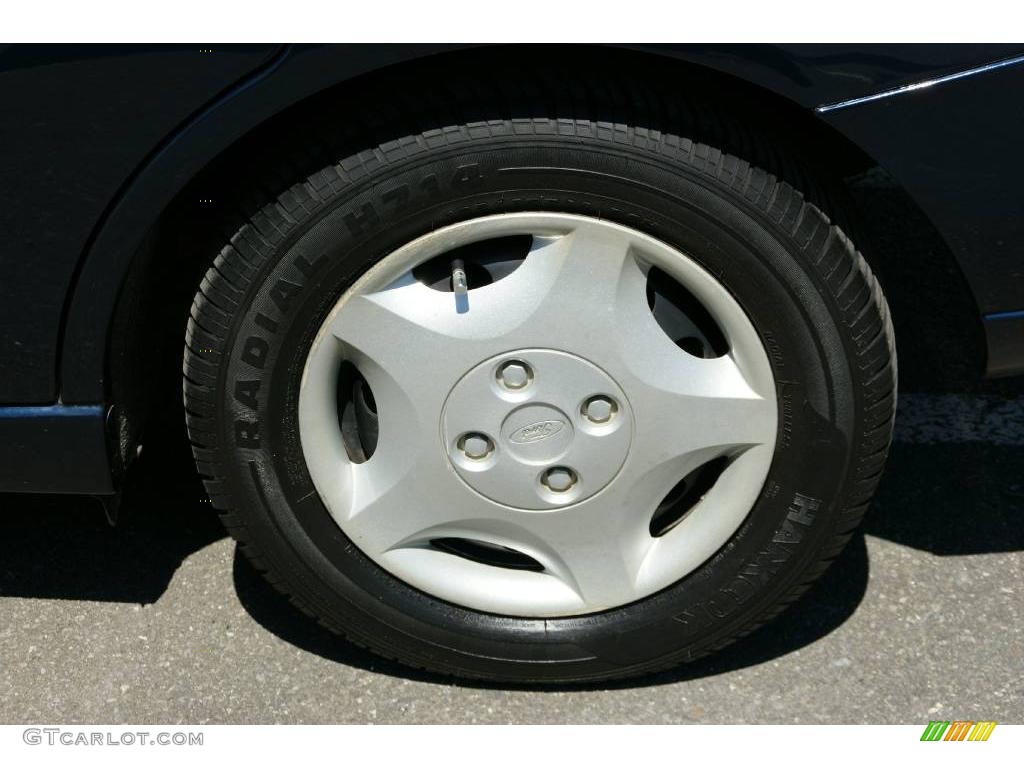 2001 Focus LX Sedan - Twilight Blue Metallic / Medium Graphite Grey photo #7