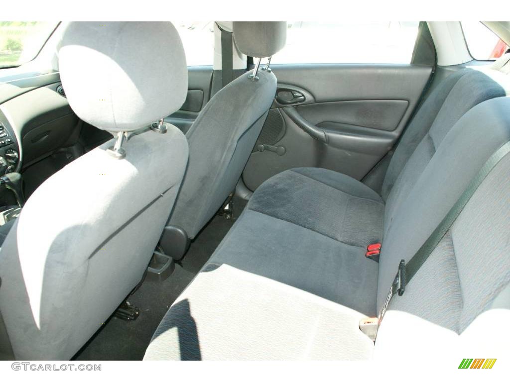 2001 Focus LX Sedan - Twilight Blue Metallic / Medium Graphite Grey photo #10