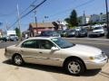 2002 Ivory Parchment Tri-Coat Lincoln Continental   photo #4