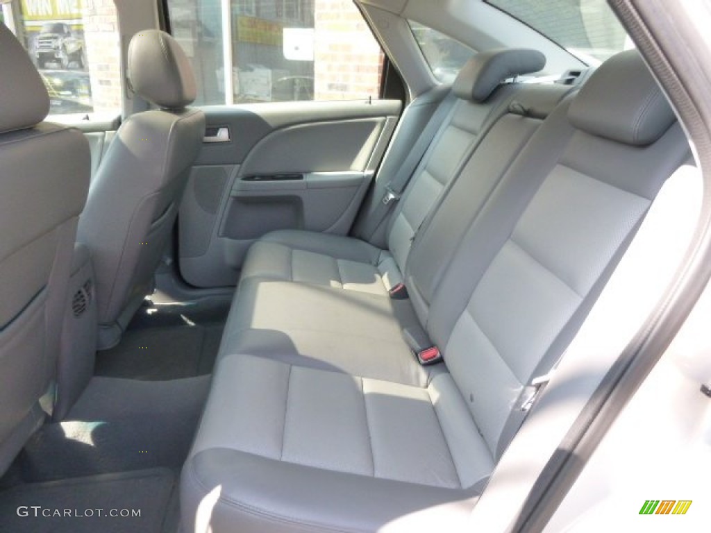 2005 Montego Premier - Silver Frost Metallic / Shale photo #11