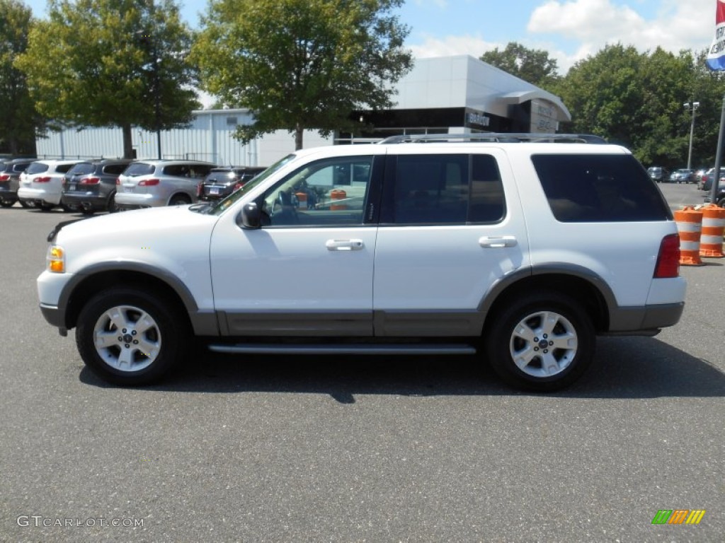 2003 Explorer XLT 4x4 - Oxford White / Graphite Grey photo #4