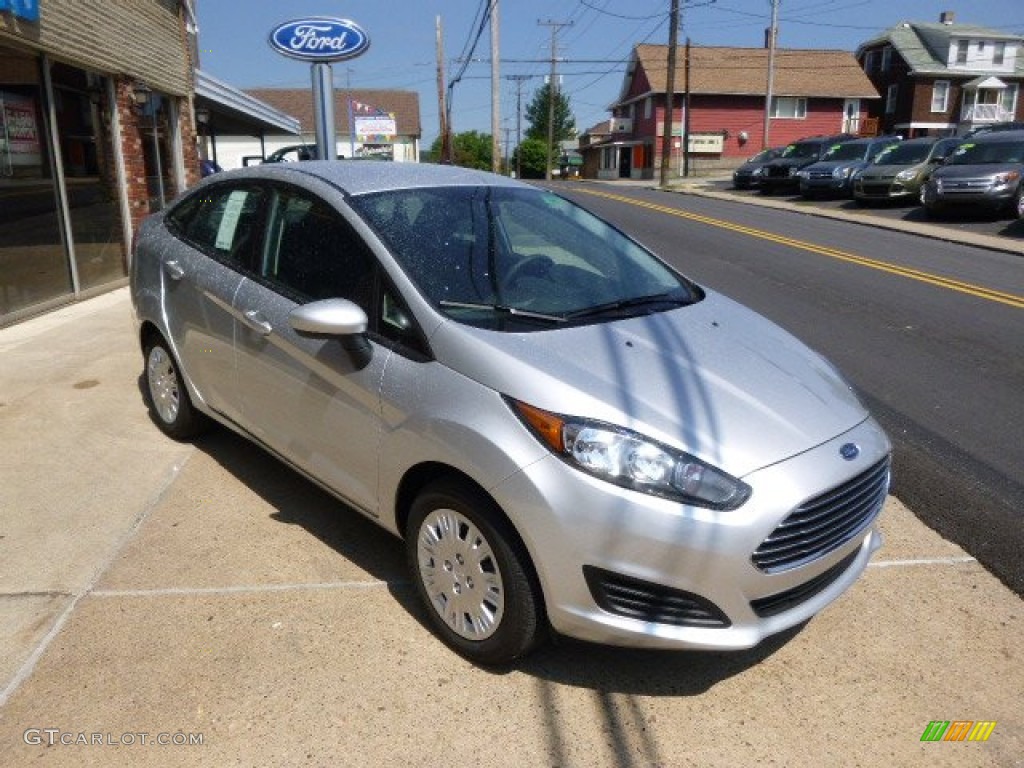 2015 Fiesta S Sedan - Ingot Silver Metallic / Charcoal Black photo #3