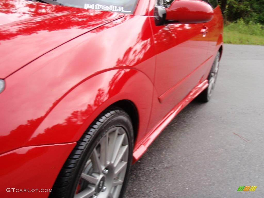 2004 Focus SVT Coupe - Infra-Red / Black photo #42