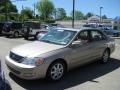 2000 Desert Sand Mica Toyota Avalon XLS  photo #8