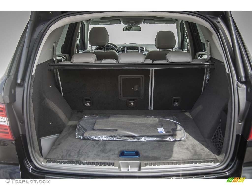 2015 Mercedes-Benz ML 350 4Matic Trunk Photo #96528252