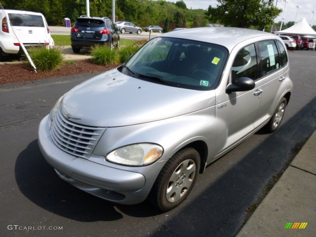 2005 Chrysler PT Cruiser Standard PT Cruiser Model Exterior Photos