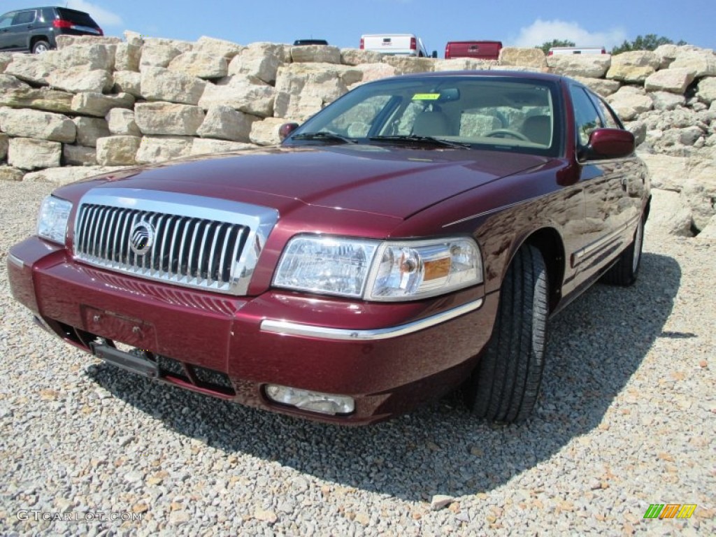 2007 Grand Marquis LS - Dark Toreador Red Metallic / Light Camel photo #2