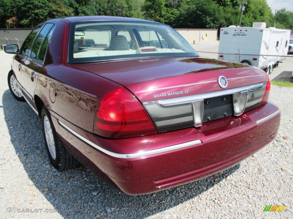 2007 Grand Marquis LS - Dark Toreador Red Metallic / Light Camel photo #23