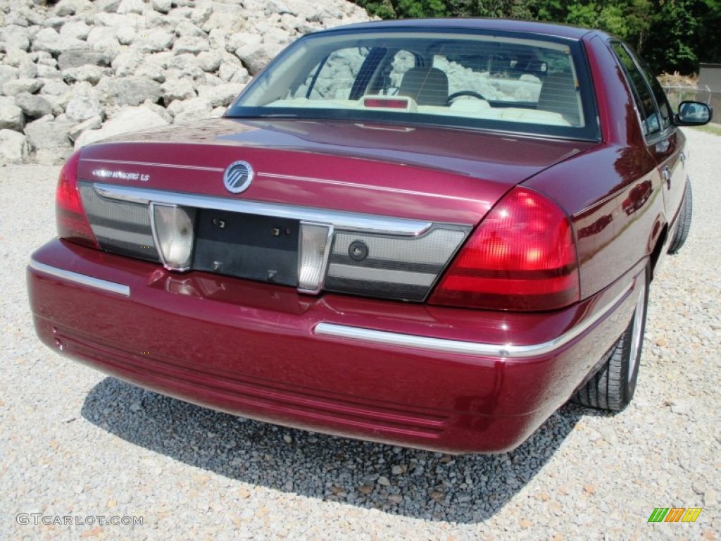 2007 Grand Marquis LS - Dark Toreador Red Metallic / Light Camel photo #24