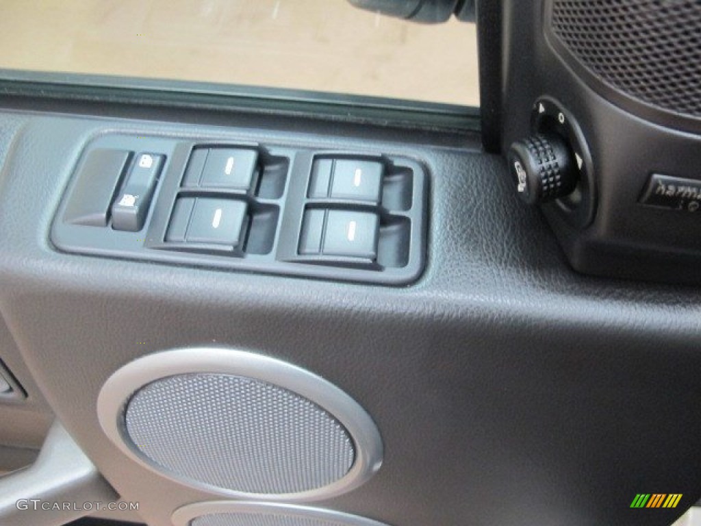 2006 LR3 V8 HSE - Chawton White / Black photo #38