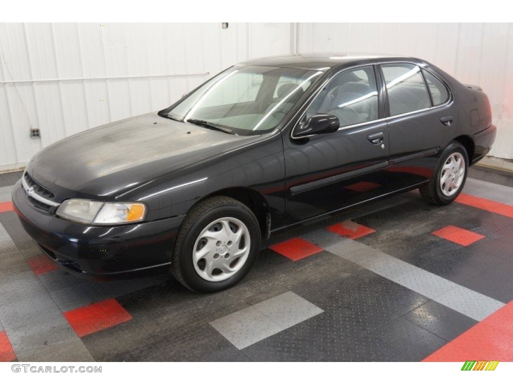 1999 Altima GXE - Super Black / Dusk photo #10
