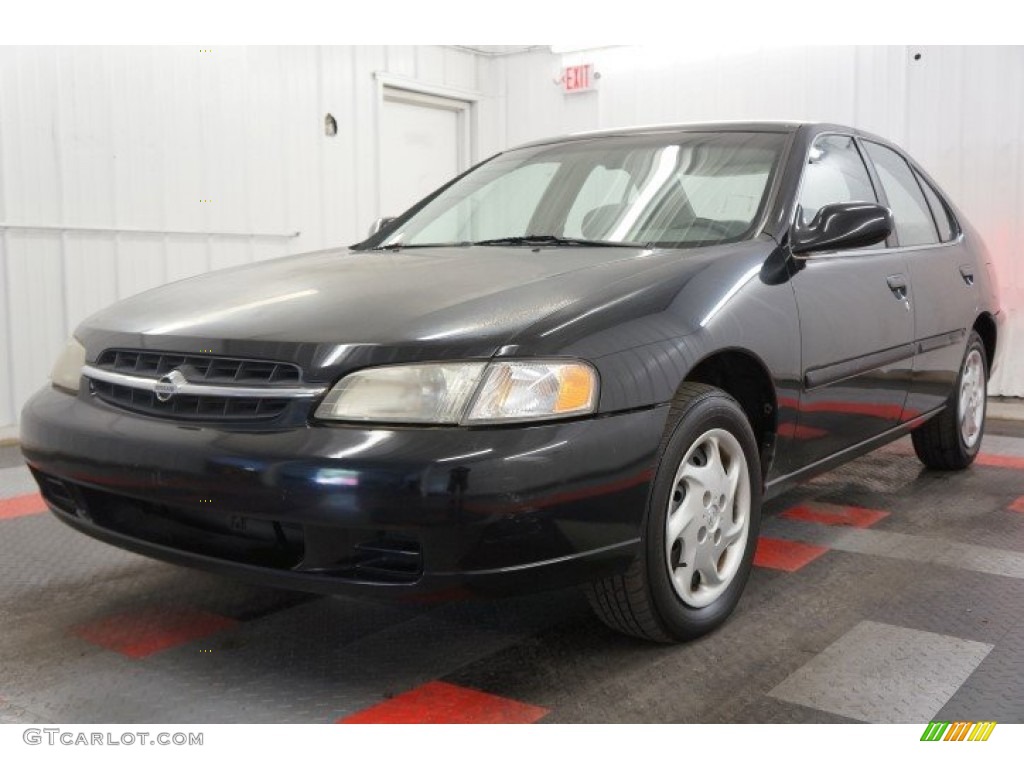 1999 Altima GXE - Super Black / Dusk photo #11