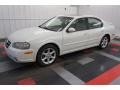 2002 Glacier White Pearl Nissan Maxima SE  photo #10