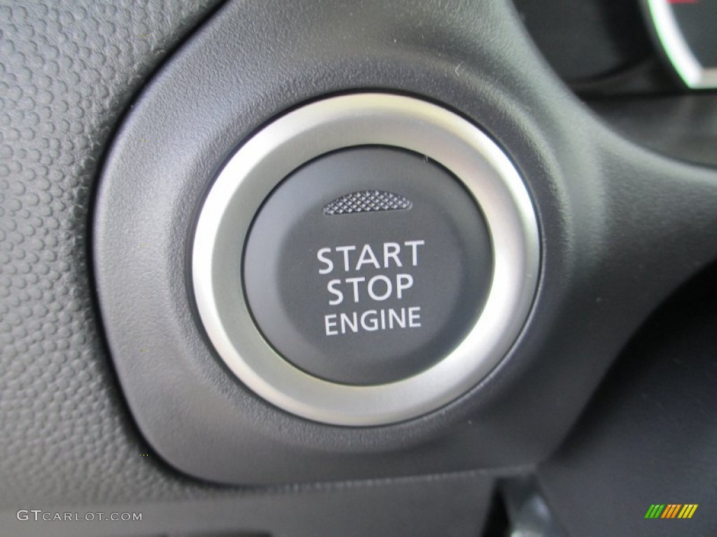 2015 Mitsubishi Mirage ES Controls Photo #96546890