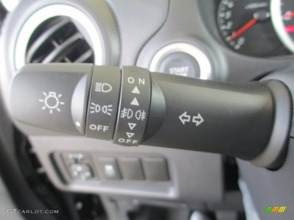 2015 Mitsubishi Mirage ES Controls Photo #96546932