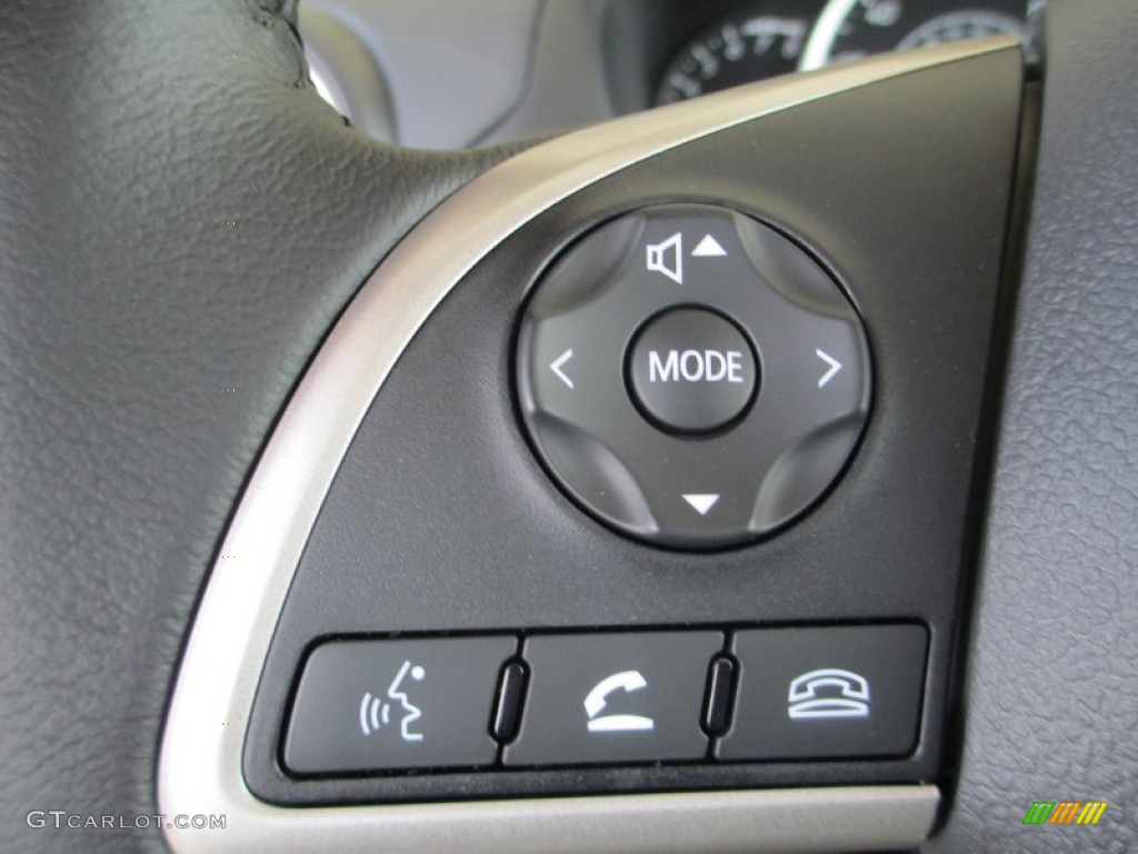 2015 Mitsubishi Mirage ES Controls Photo #96546977